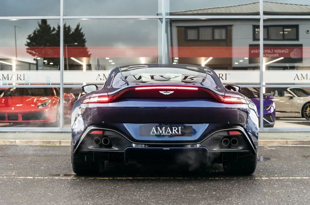 2019 ASTON MARTIN VANTAGE, 18/19