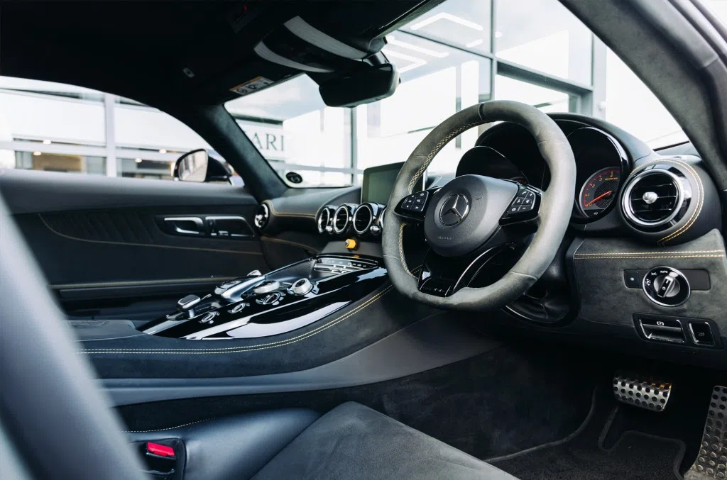 2018 Mercedes-Benz AMG GT Coupe interior, dashboard