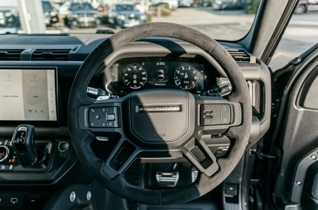 2021 Land Rover Defender V8 interior, steering wheel, Ebony Hide
