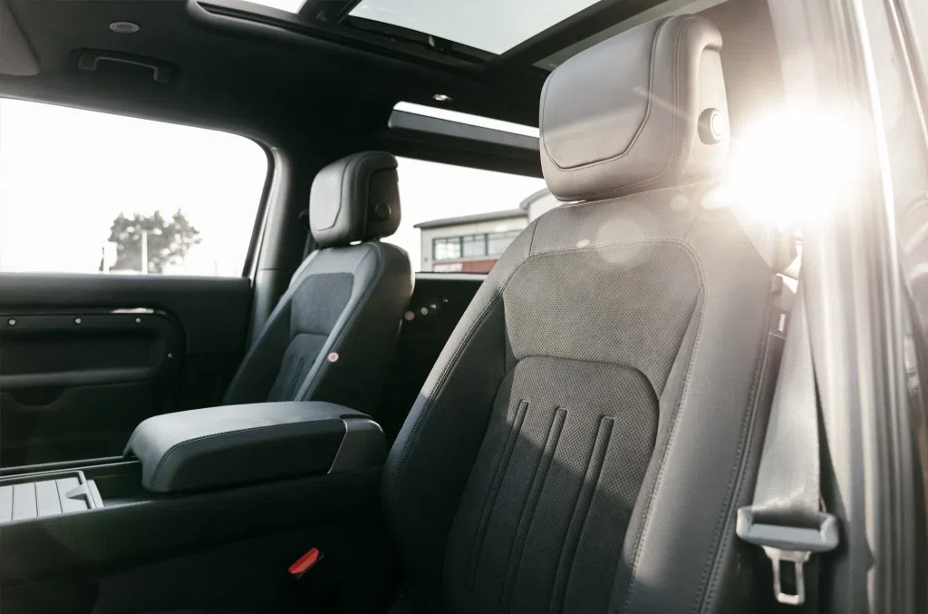 2021 Land Rover Defender V8 interior, seats, Ebony Hide