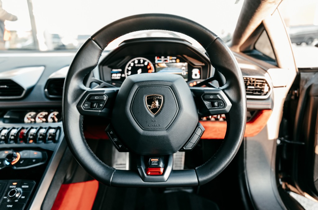 2015 LAMBORGHINI HURACAN, 2/20