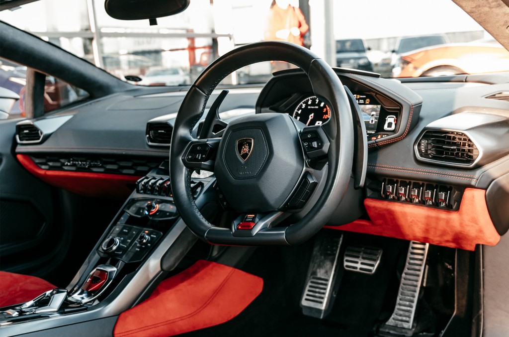 2015 LAMBORGHINI HURACAN, 4/20