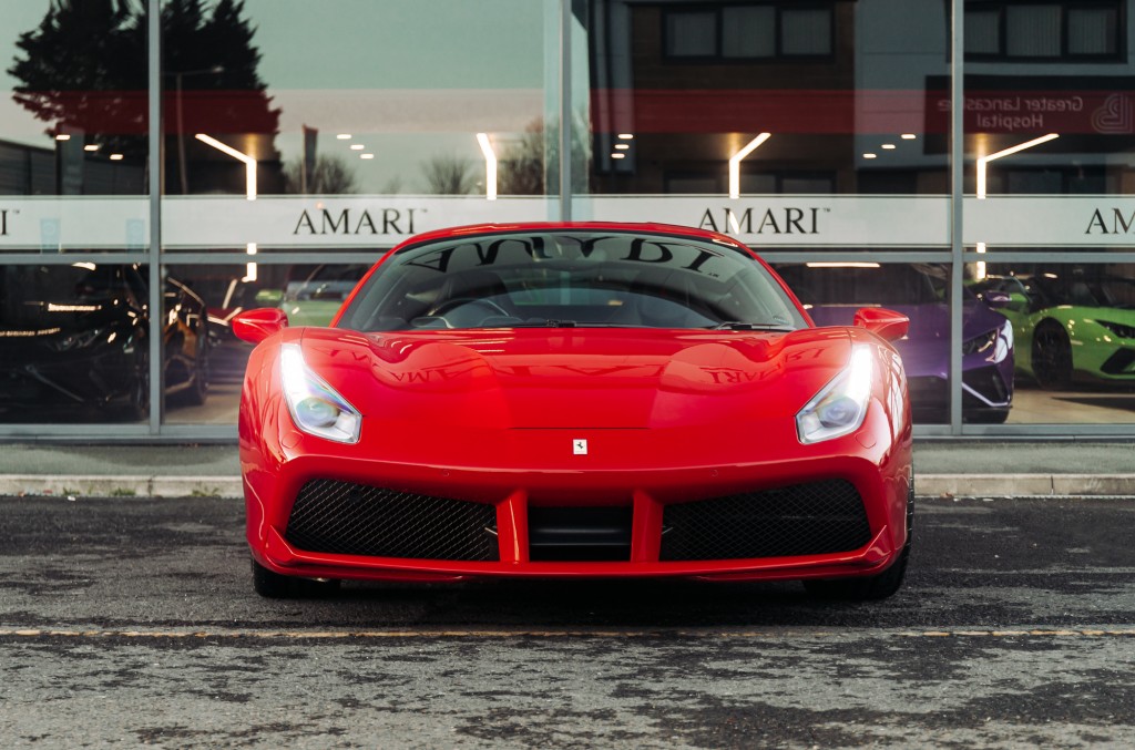 2016 FERRARI 488 GTB, 10/18