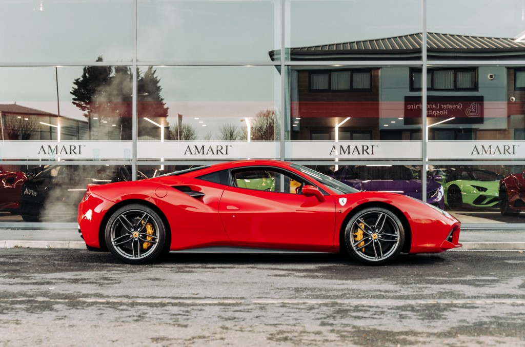 2016 FERRARI 488 GTB, 13/18