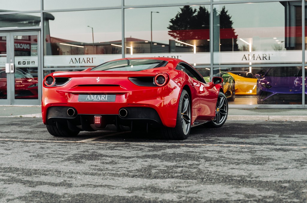 2016 FERRARI 488 GTB, 18/18