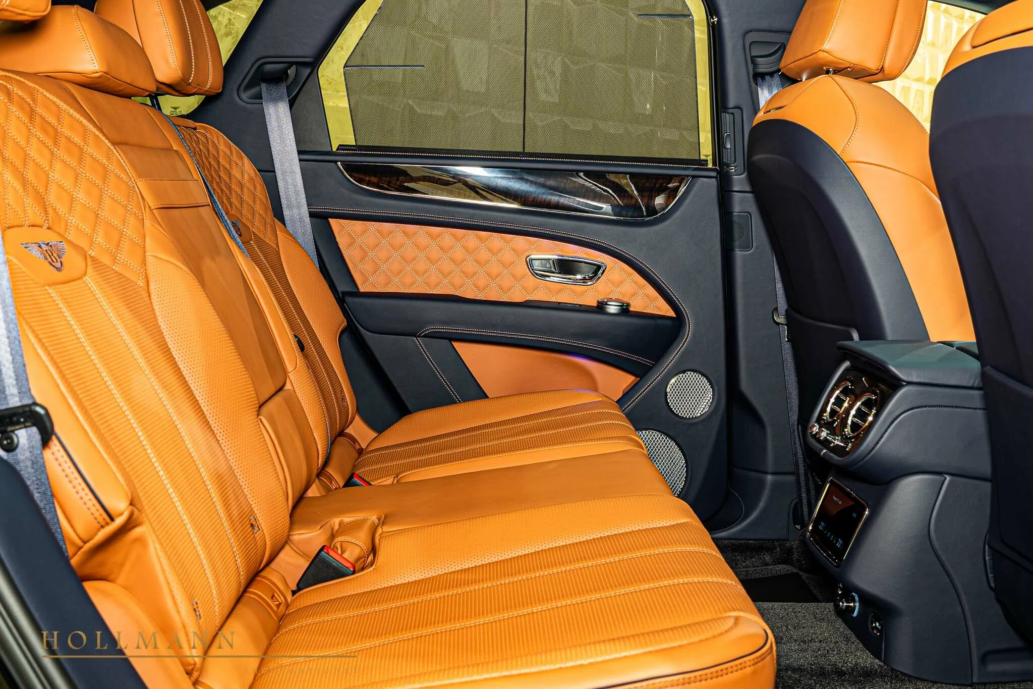 2021 Bentley Bentayga S interior, seats, Newmarket Tan