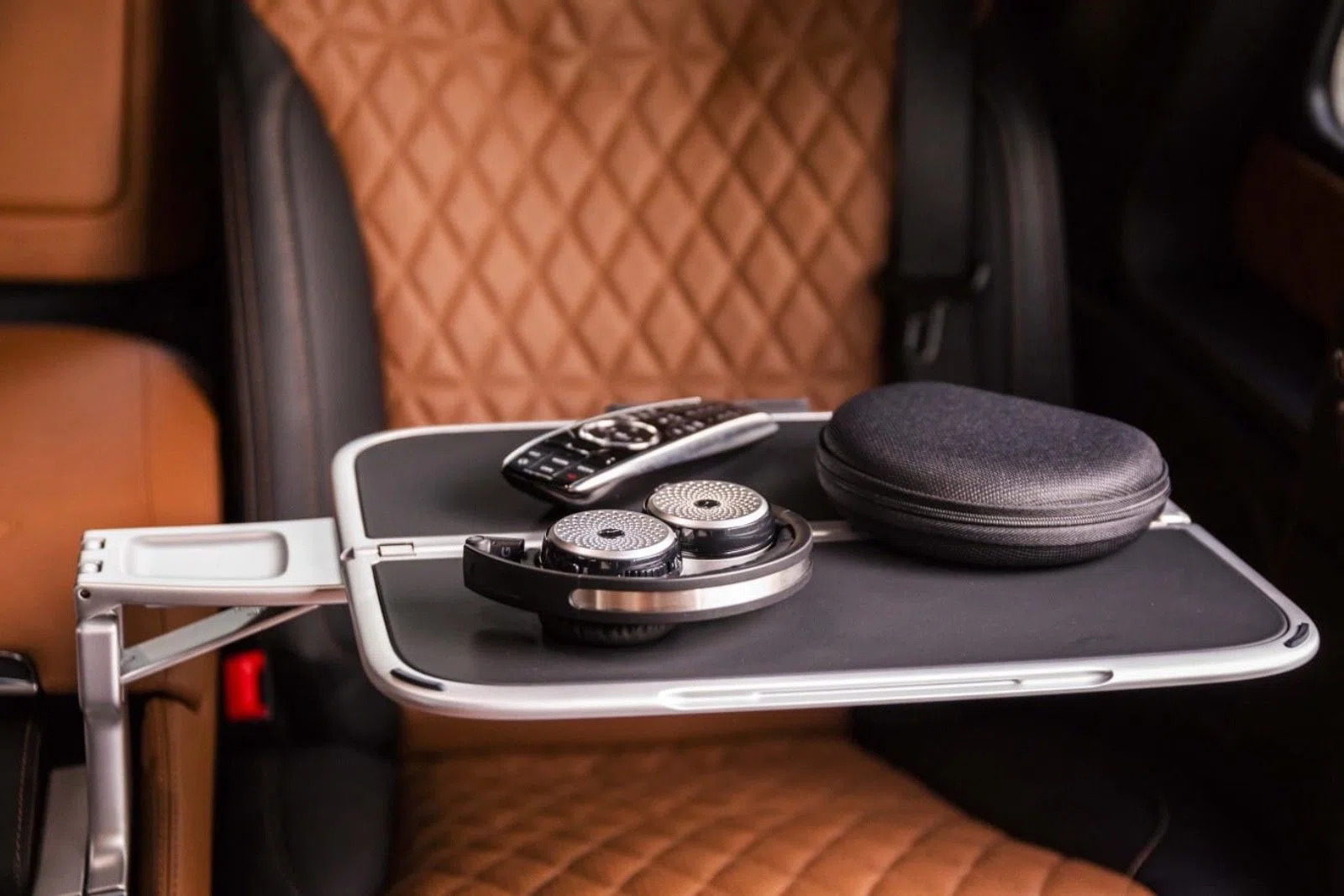2018 Mercedes-Maybach G650 Landaulet - 1 of 99 interior, Vollleder, Braun