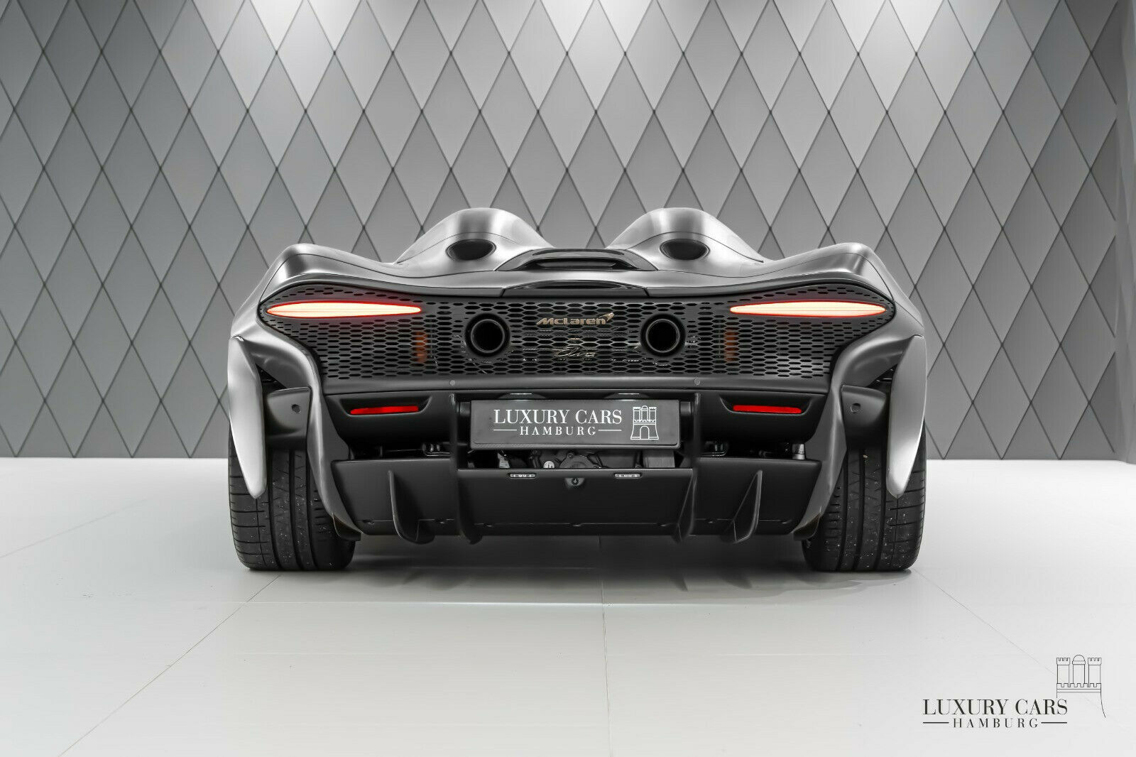 2022 McLaren Elva, 5/10