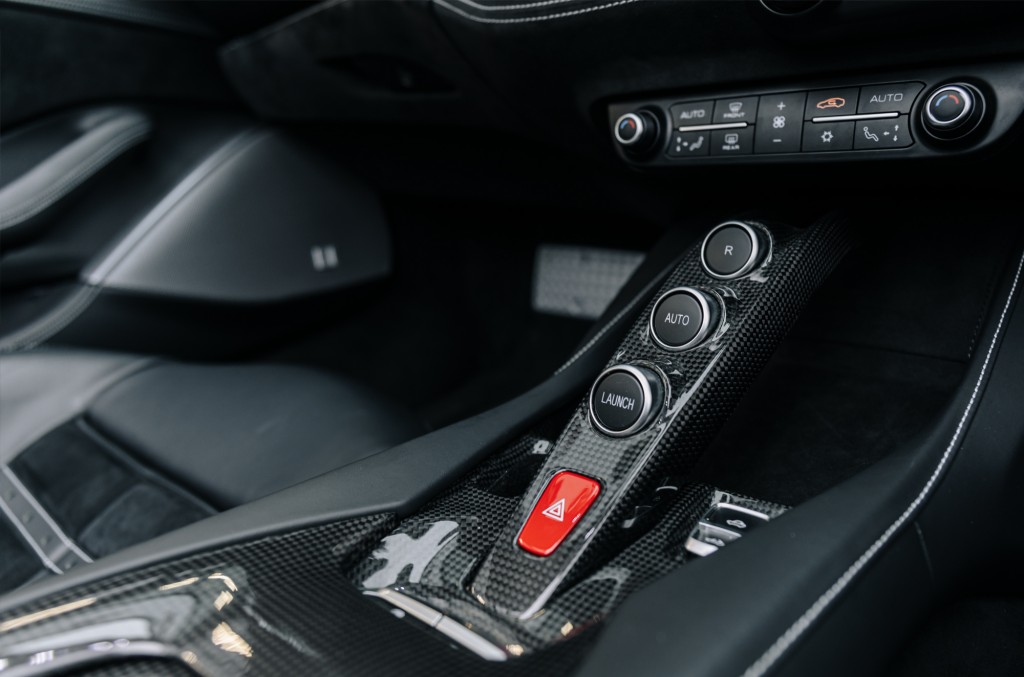 2019 FERRARI PORTOFINO CONVERTIBLE, 10/20