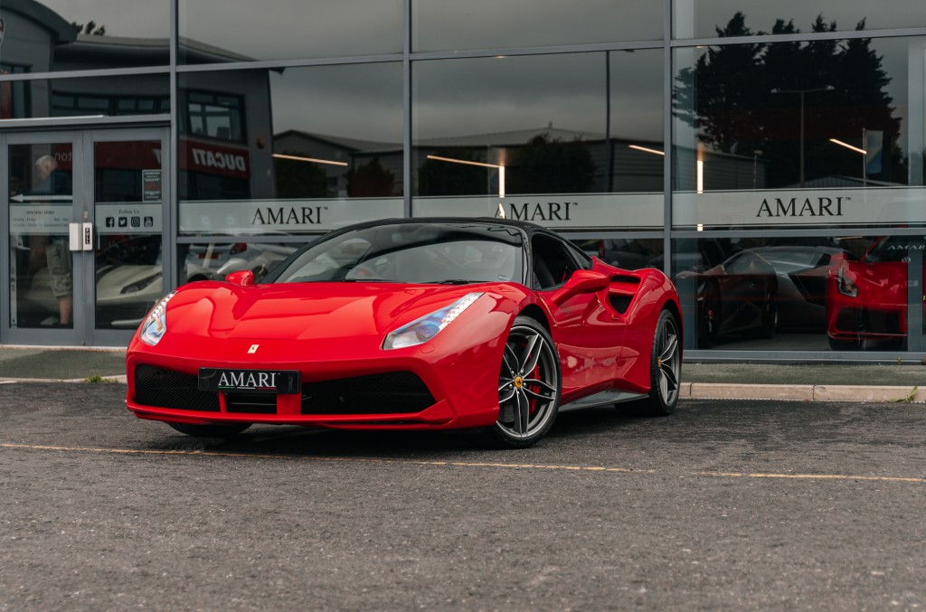 2016 FERRARI 488 GTB, 7/18
