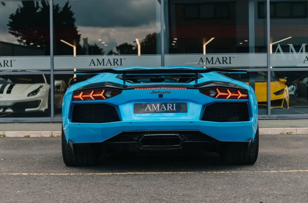 2013 Lamborghini Aventador Coupe for sale, exterior, Blue Cepheus