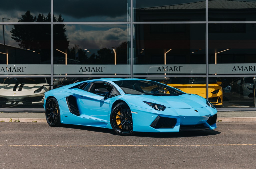 2013 LAMBORGHINI AVENTADOR COUPE, 19/20