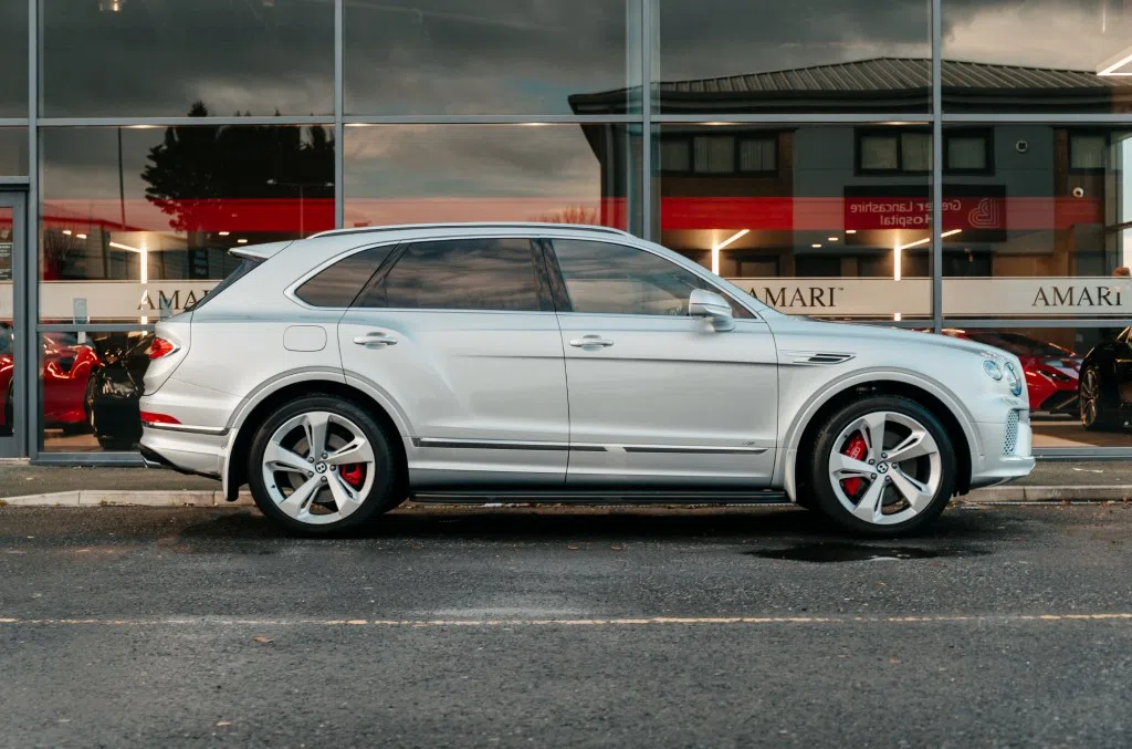 2021 Bentley Bentayga for sale, exterior, Moonbeam Silver
