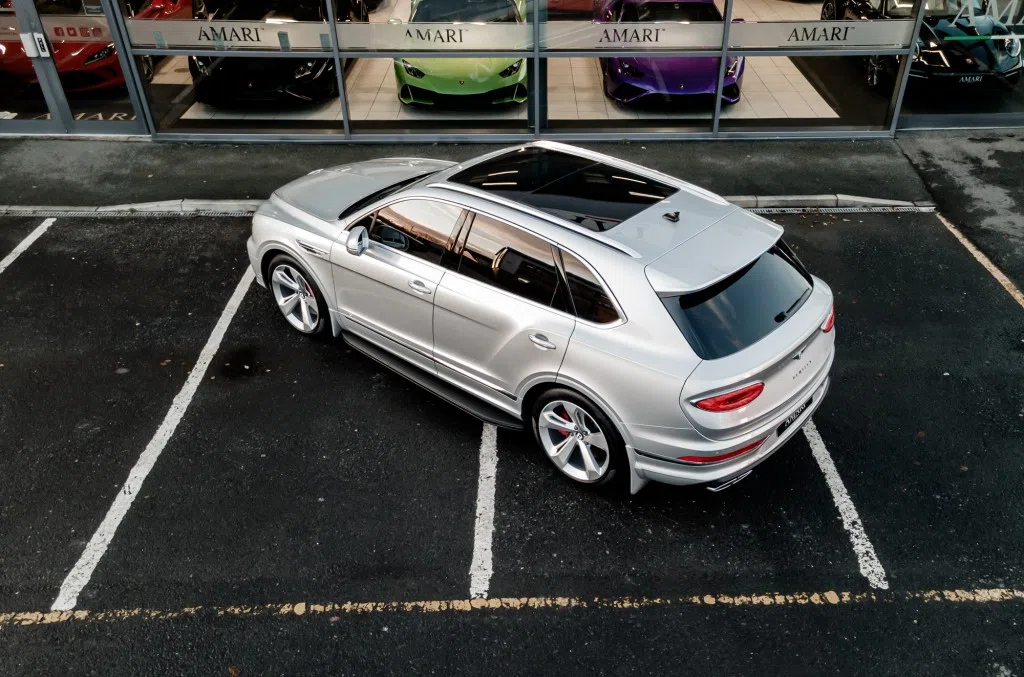 2021 Bentley Bentayga for sale, exterior, Moonbeam Silver