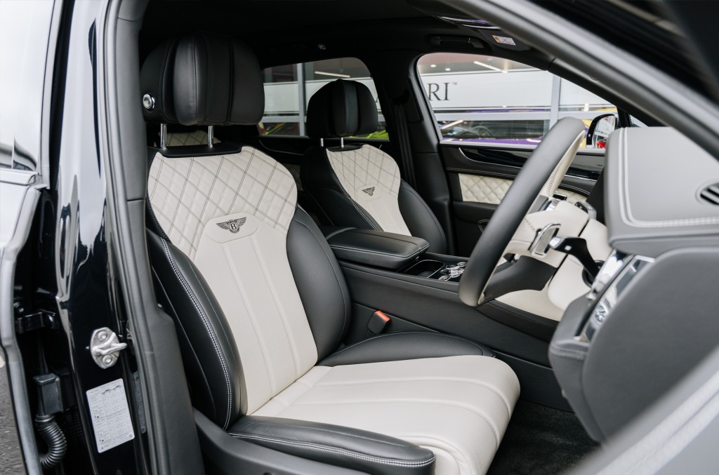 2020 BENTLEY BENTAYGA, 3/20