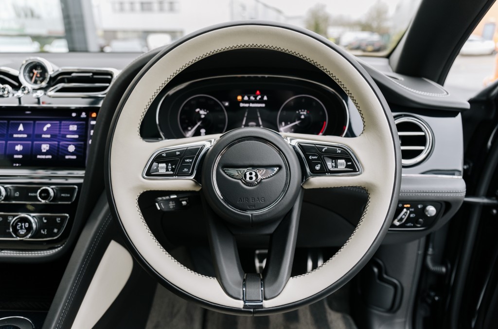 2020 BENTLEY BENTAYGA, 11/20