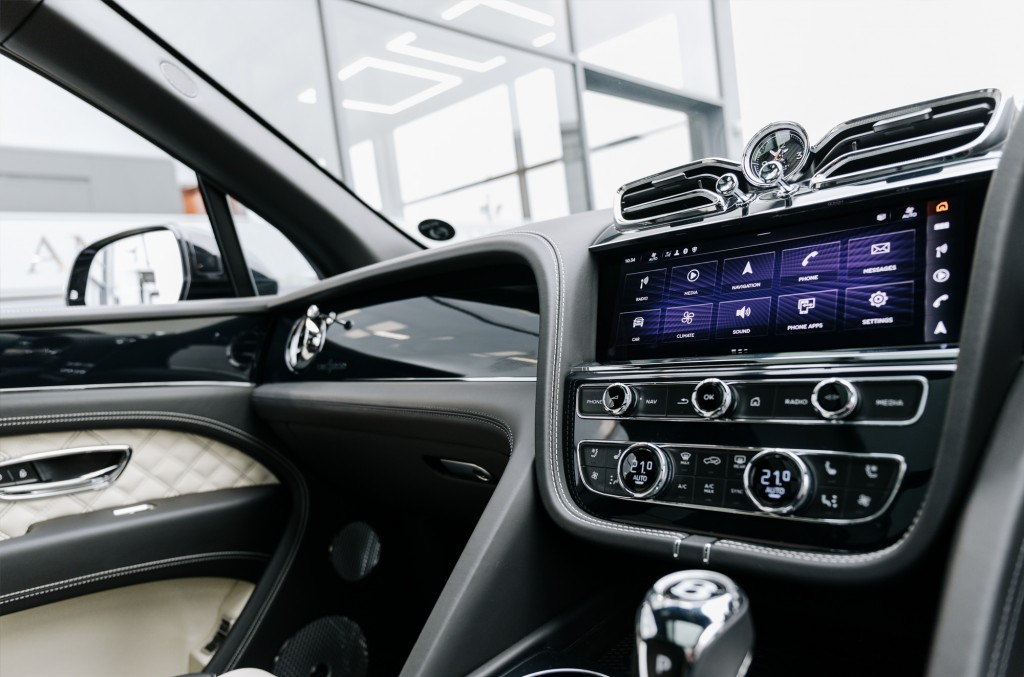 2020 BENTLEY BENTAYGA, 12/20