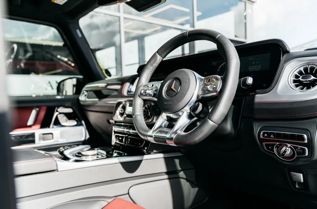 2021 Mercedes-Benz G 63 AMG interior, dashboard
