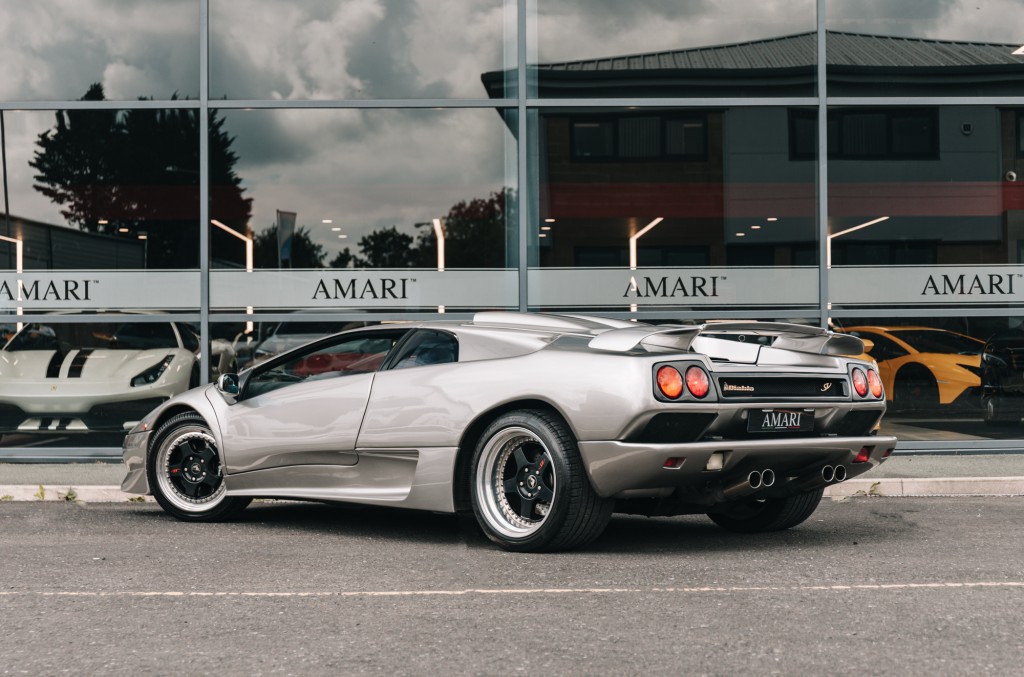 1997 LAMBORGHINI DIABLO SV, 8/20