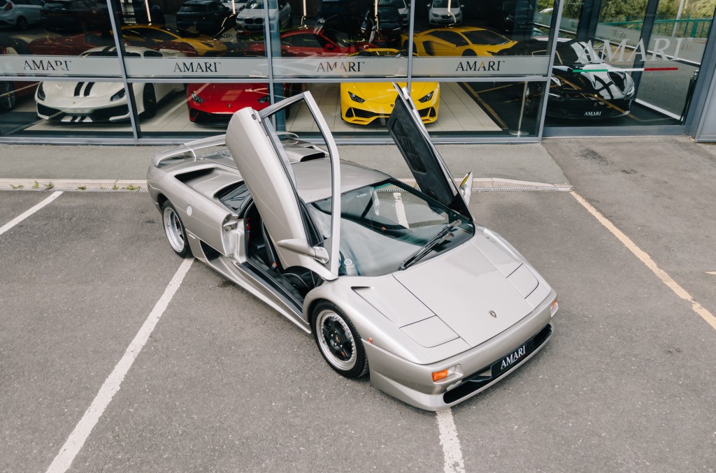 1997 LAMBORGHINI DIABLO SV, 10/20