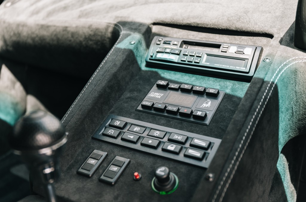1997 LAMBORGHINI DIABLO SV, 16/20