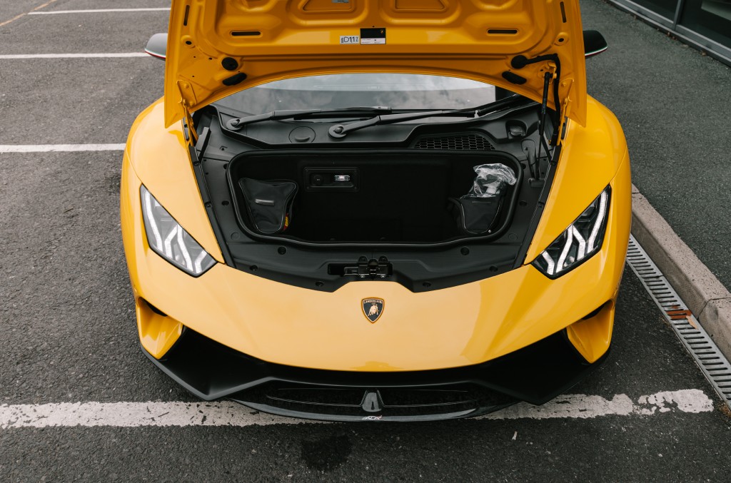 2018 LAMBORGHINI HURACAN PERFORMANTE, 18/20
