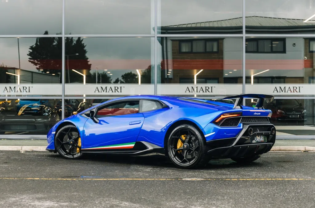 2018 Lamborghini Huracan Performante for sale, exterior, Blu Wathys