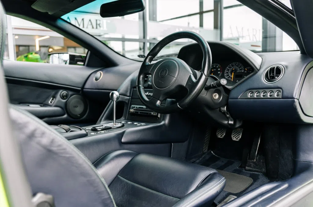 2003 Lamborghini Murcielago interior, dashboard, Verdi Ithaca