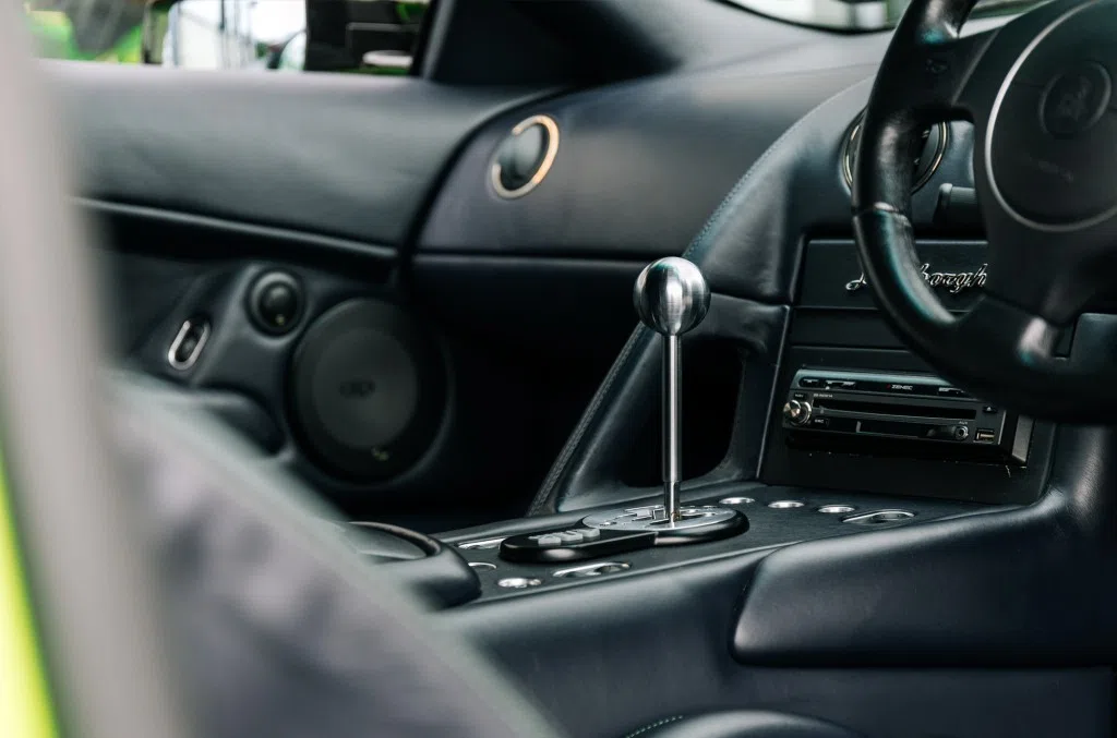 2003 Lamborghini Murcielago interior, center console, Verdi Ithaca