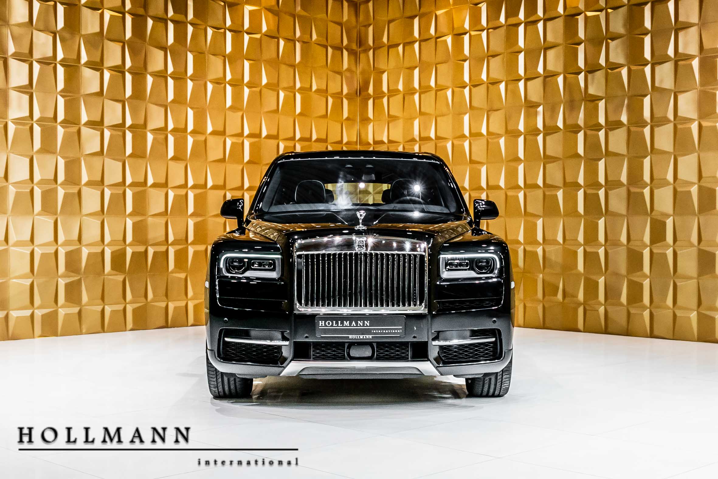 2019 ROLLS-ROYCE CULLINAN, 3/20