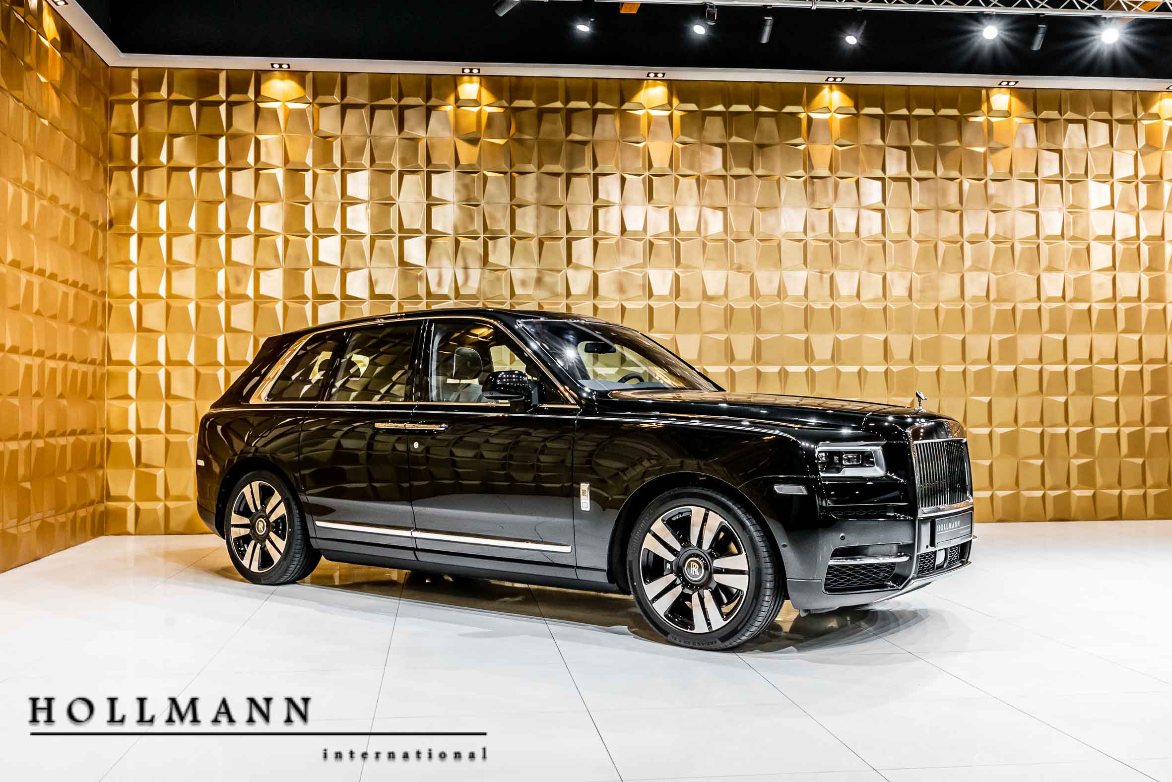 2019 ROLLS-ROYCE CULLINAN, 4/20
