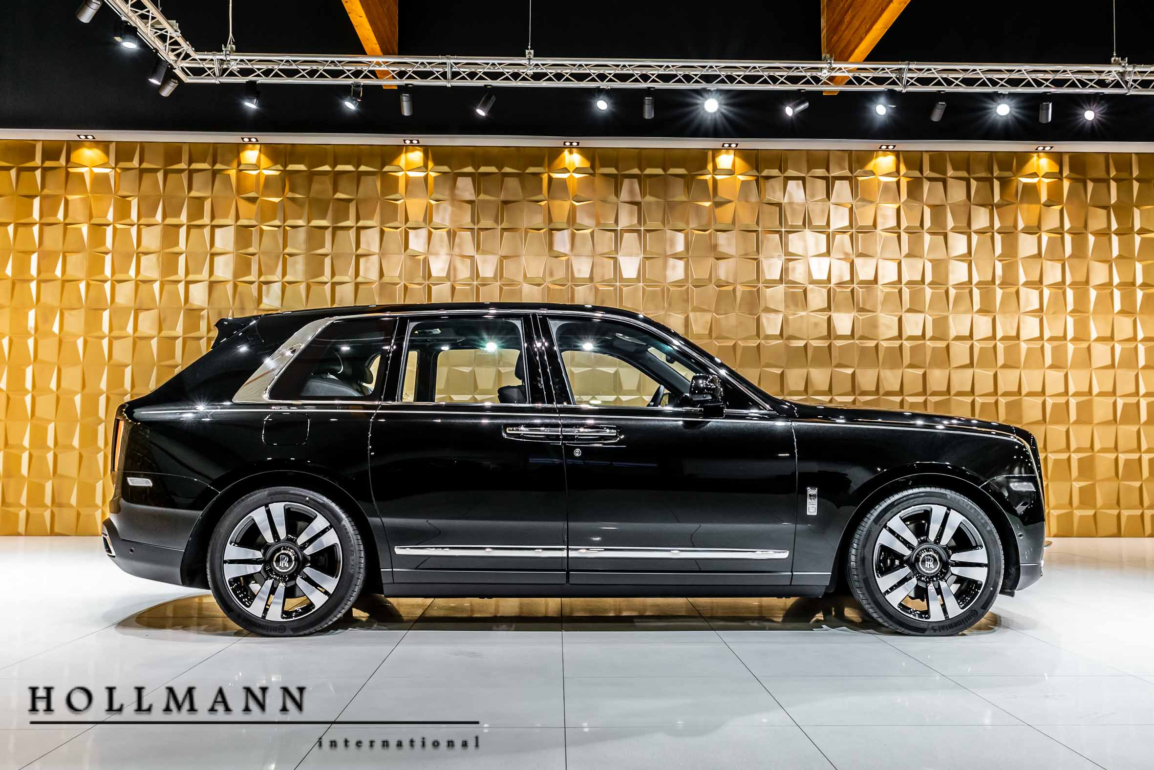 2019 ROLLS-ROYCE CULLINAN, 5/20