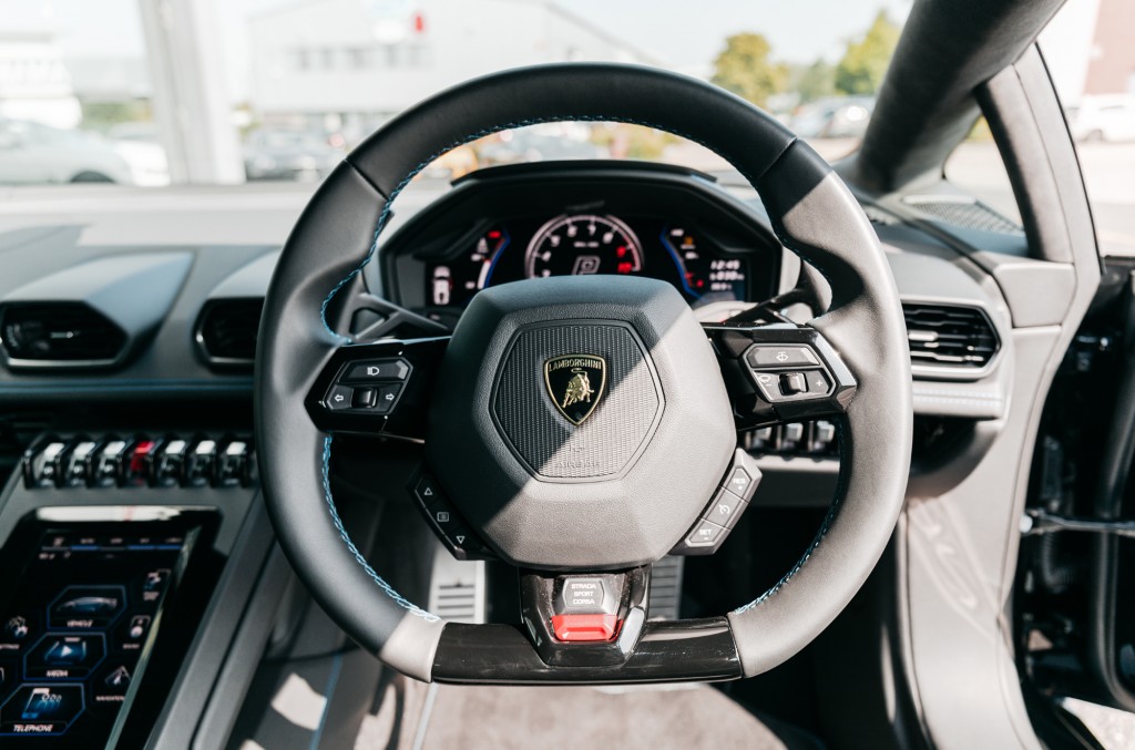 2020 LAMBORGHINI HURACAN, 5/20