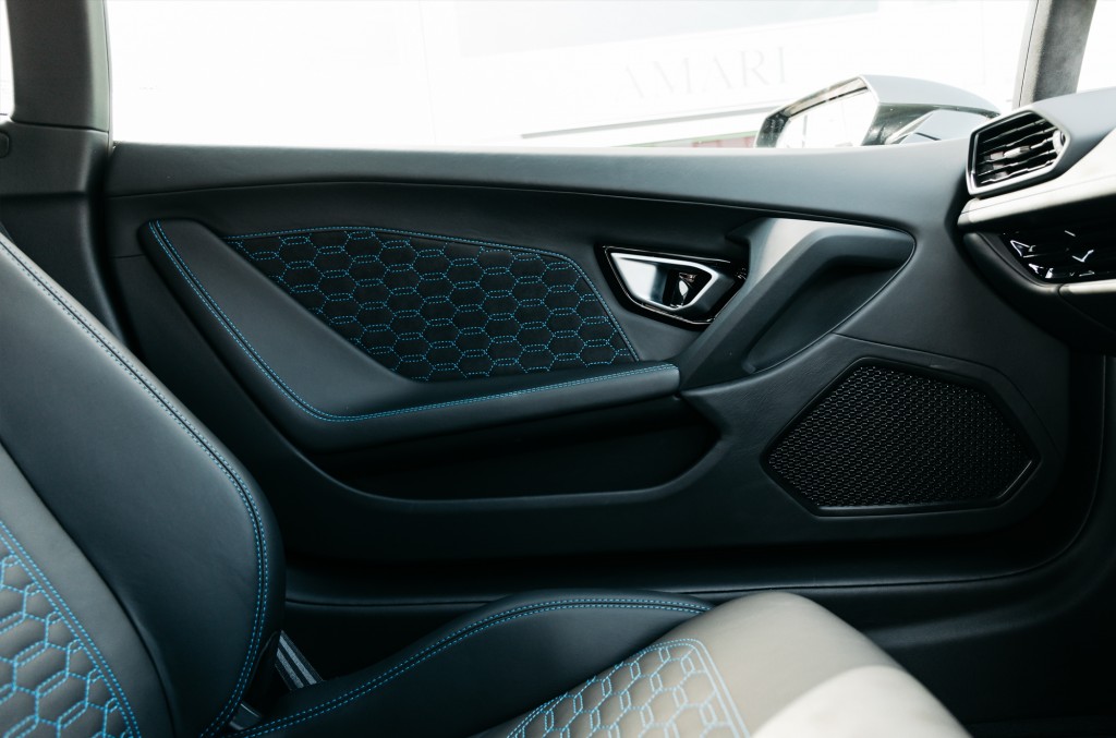 2020 LAMBORGHINI HURACAN, 10/20
