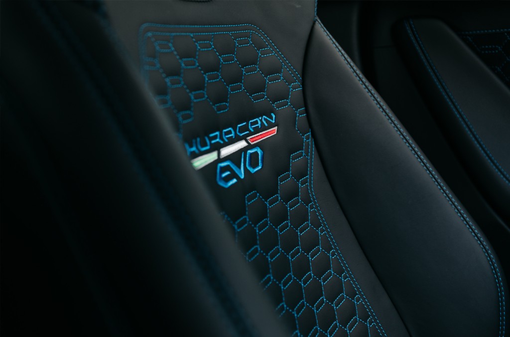 2020 LAMBORGHINI HURACAN, 12/20