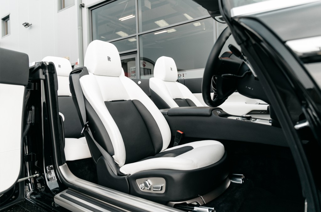 2017 ROLLS-ROYCE DAWN, 16/20