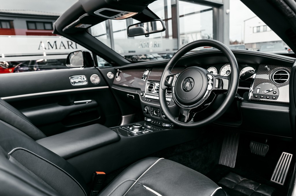 2018 ROLLS-ROYCE DAWN BLACK BADGE, 3/20