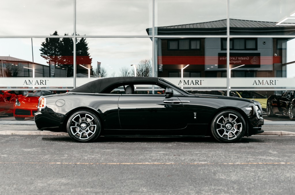 2018 ROLLS-ROYCE DAWN BLACK BADGE, 18/20
