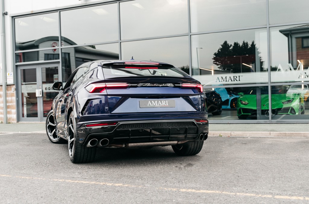 2020 LAMBORGHINI URUS, 2/18