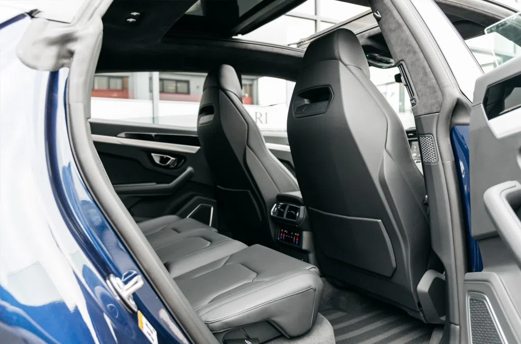 2020 Lamborghini Urus interior, seats, Nero Ade