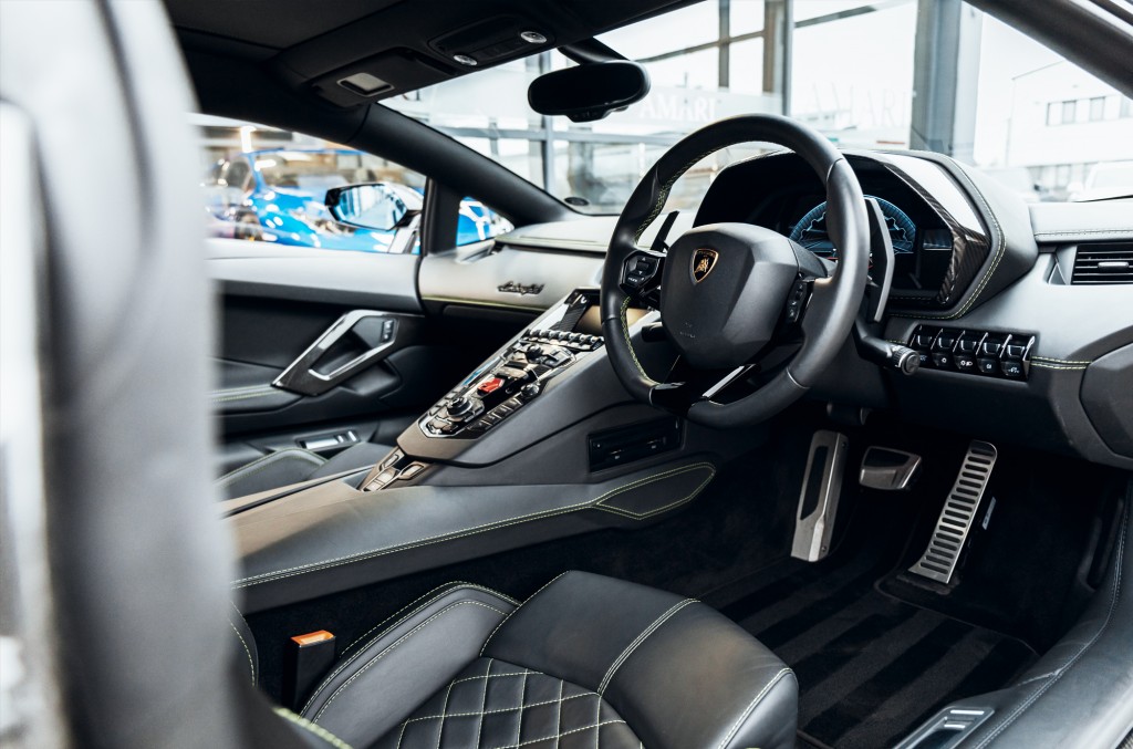 2017 LAMBORGHINI AVENTADOR S, 6/18