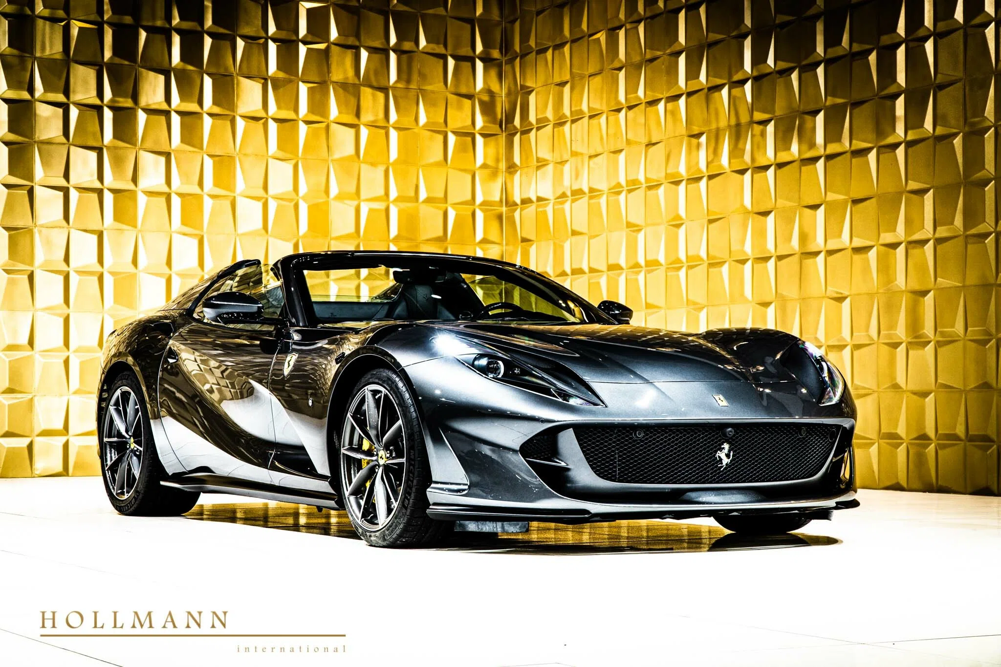 2021 Ferrari 812 GTS