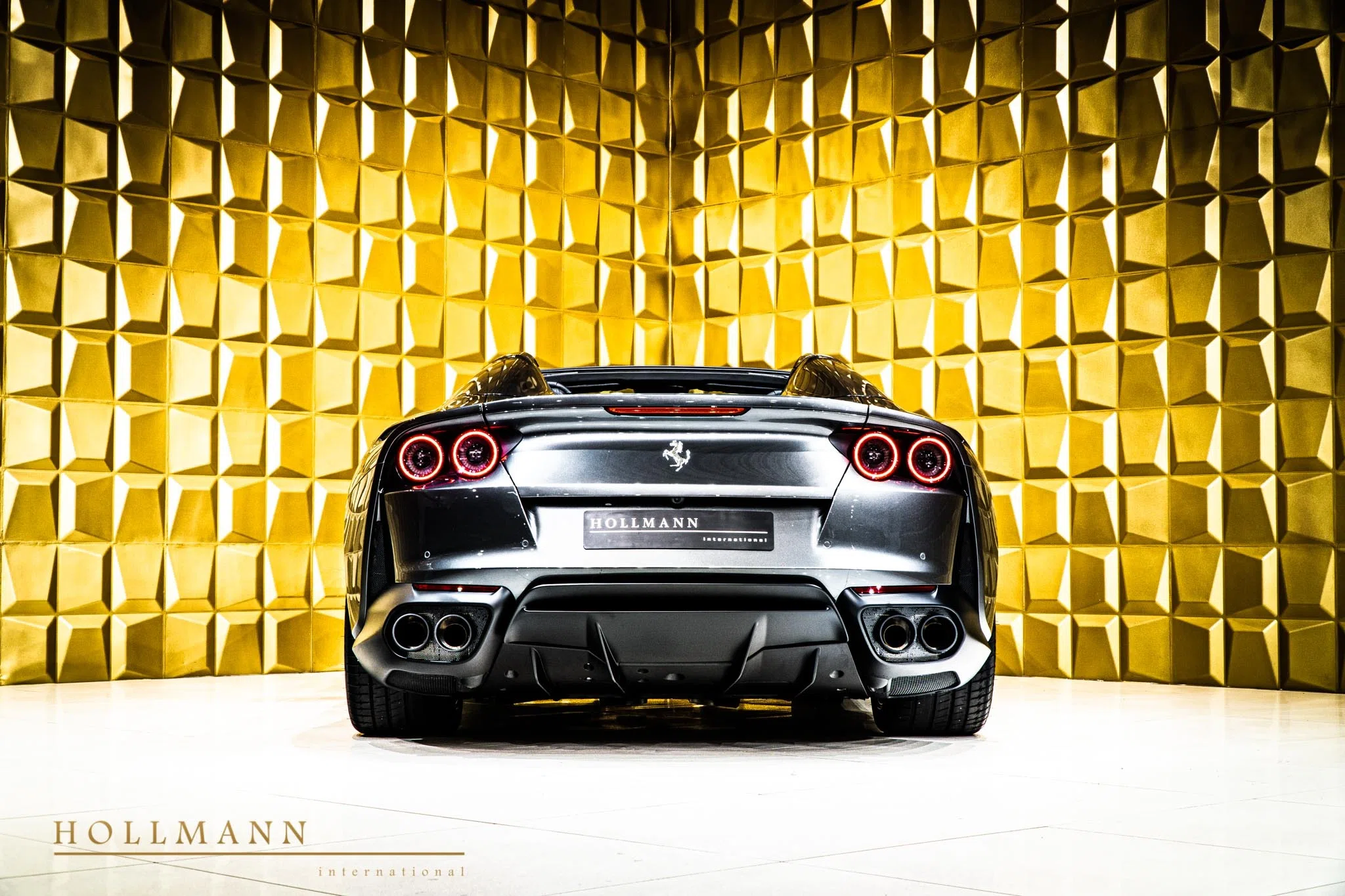 2021 Ferrari 812 GTS for sale, exterior, Grigio Silverstone