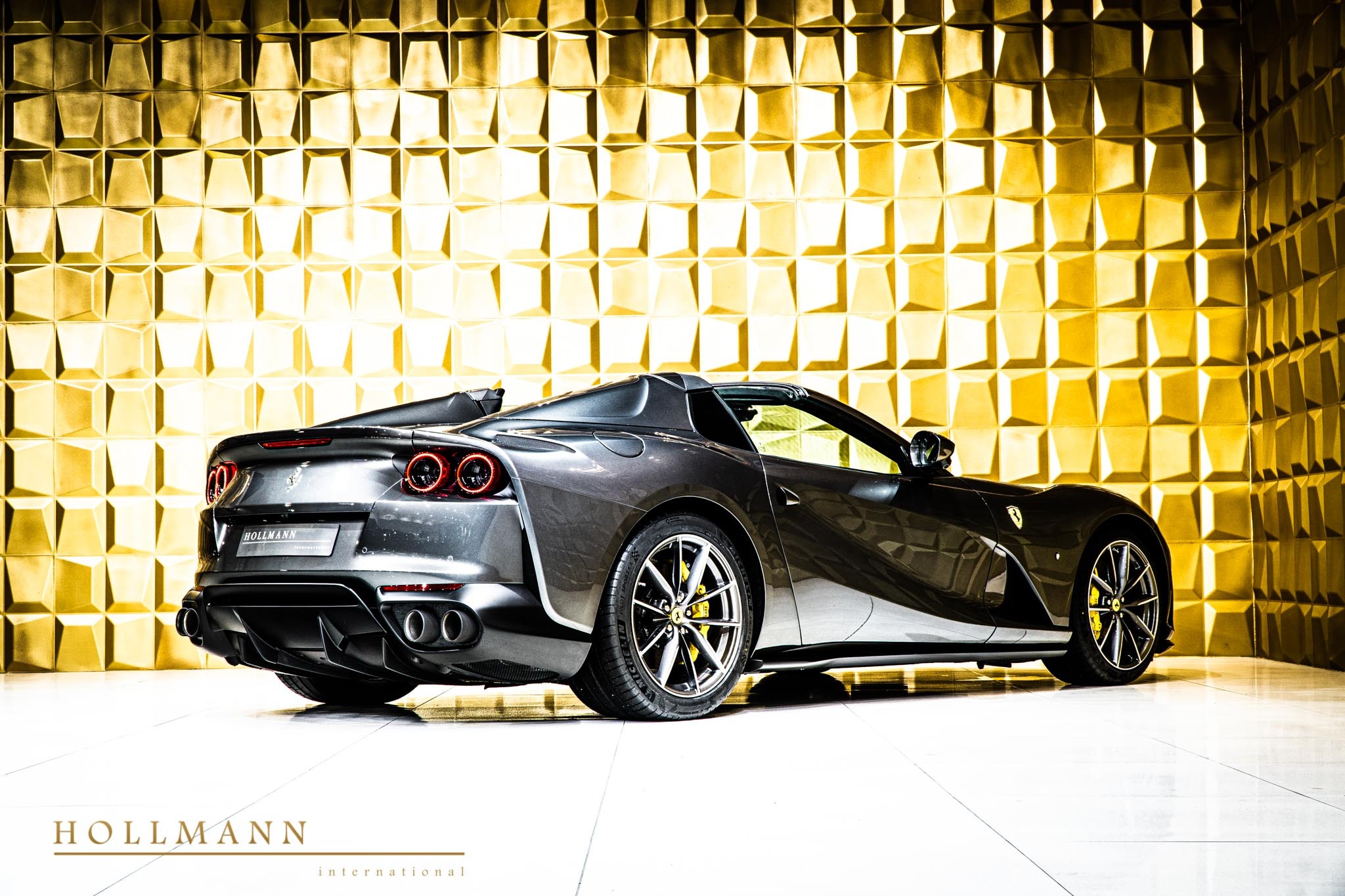 2021 Ferrari 812 GTS, 7/17