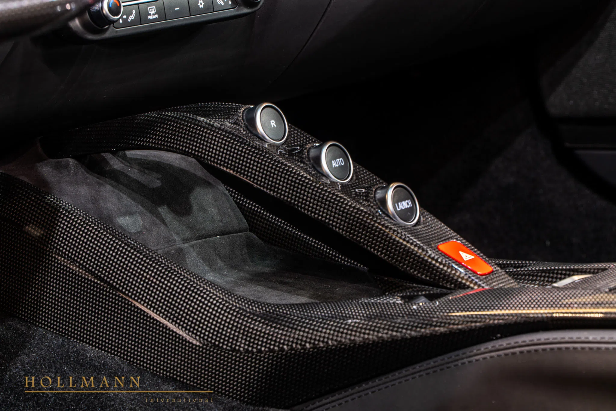 2021 Ferrari 812 GTS interior, Nero Black