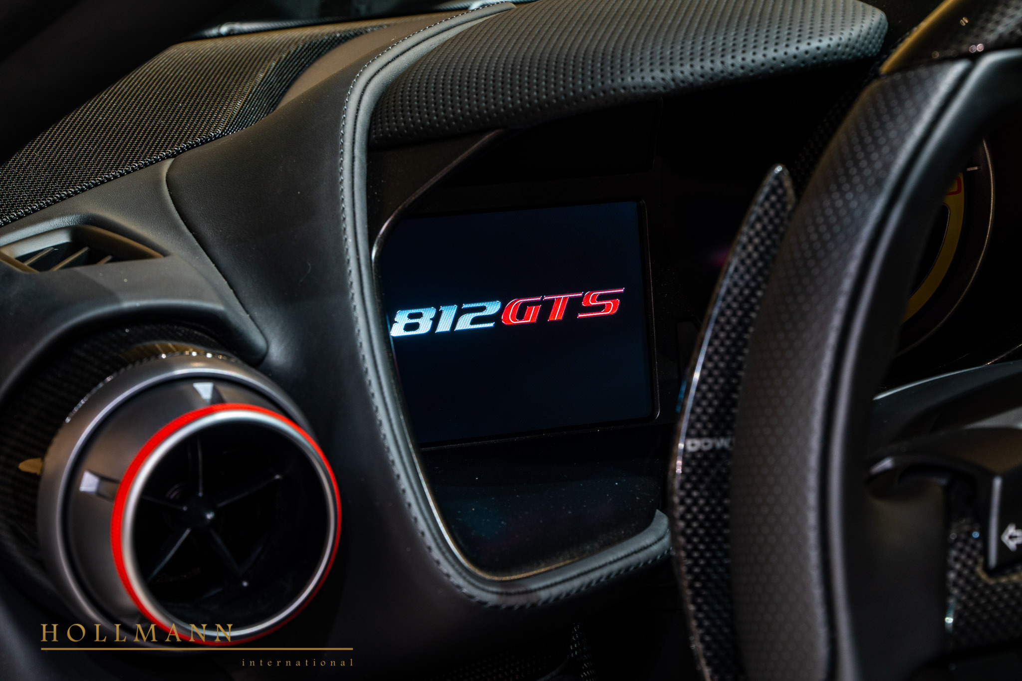 2021 Ferrari 812 GTS, 13/17