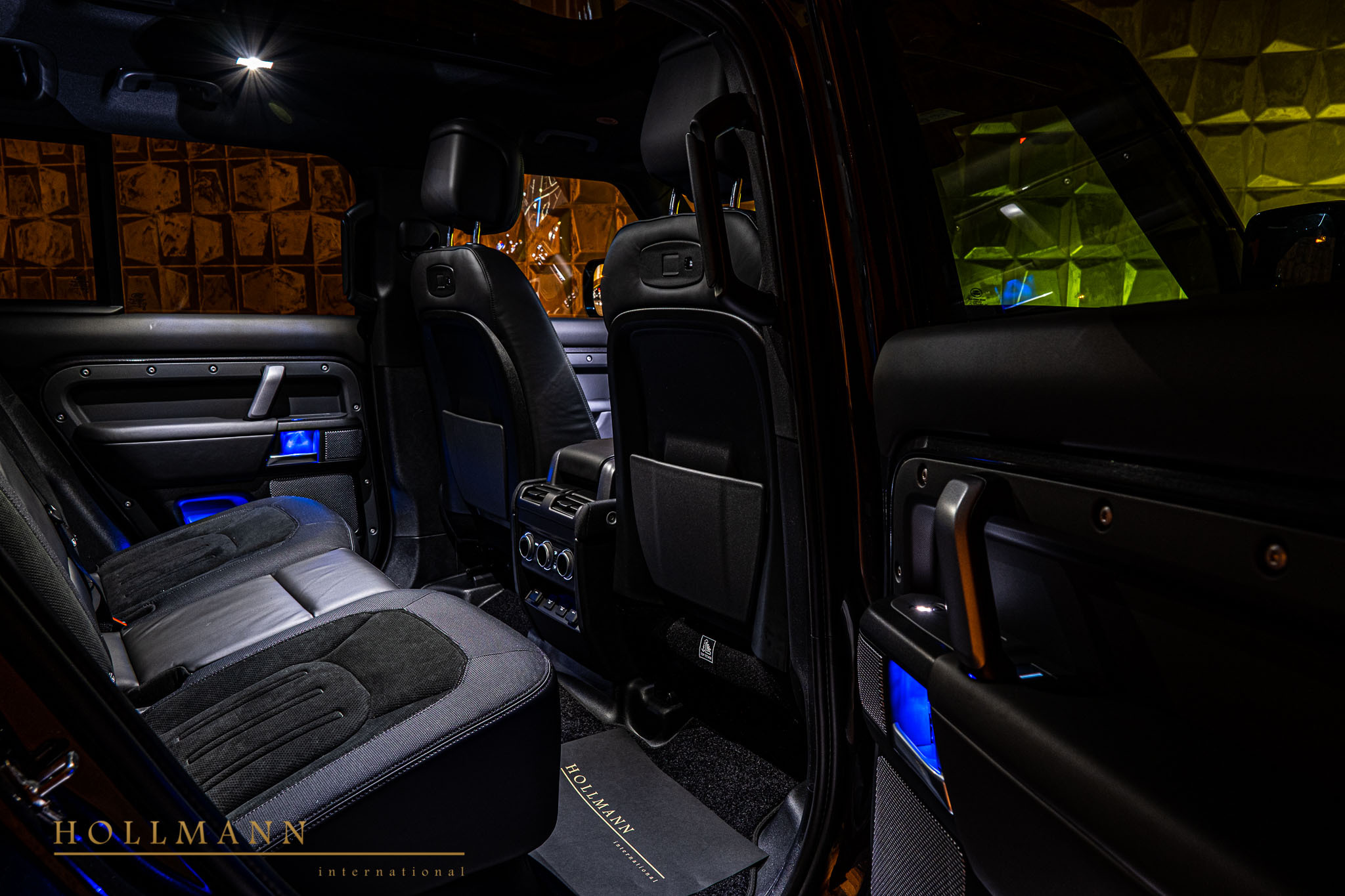 2022 Land Rover Defender 110 V8 Carpathian Edition, 13/20