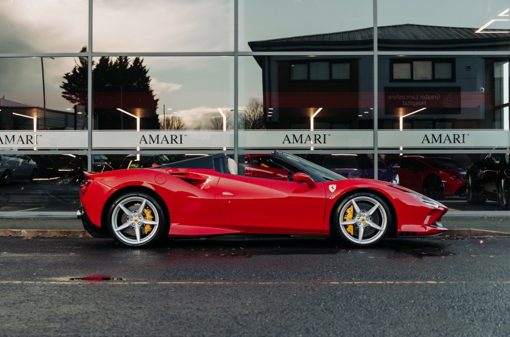 2021 FERRARI F8 SPIDER, 17/19