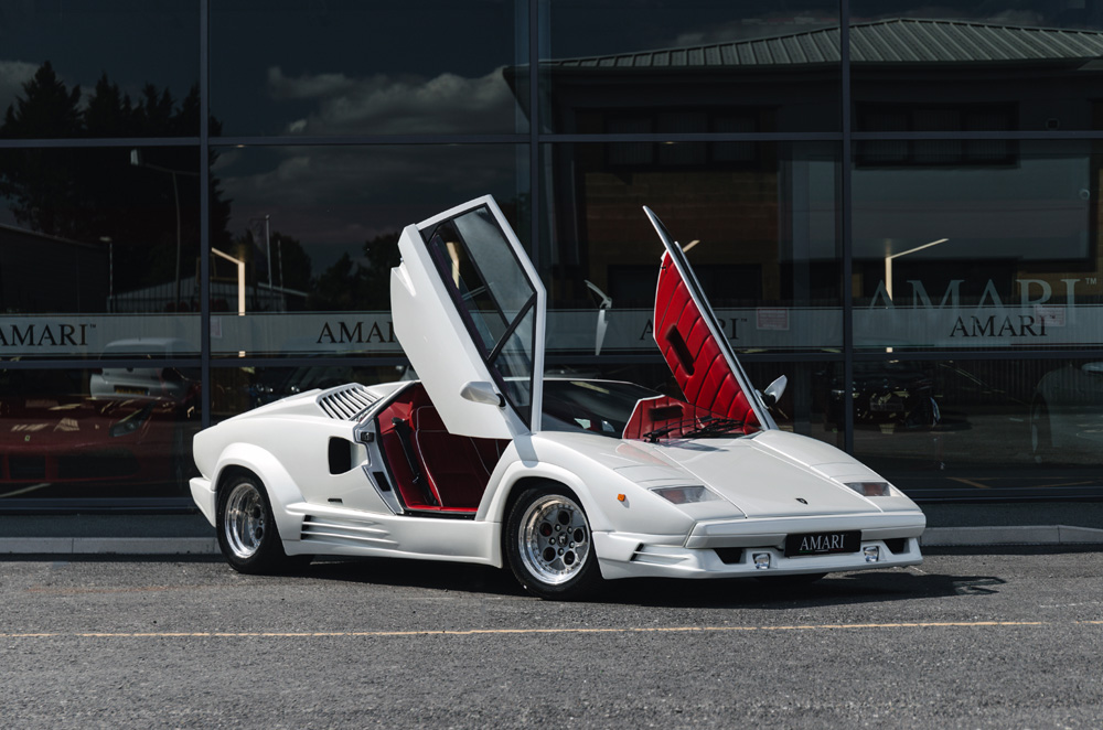 1995 LAMBORGHINI COUNTACH 25TH ANNIVERSARY