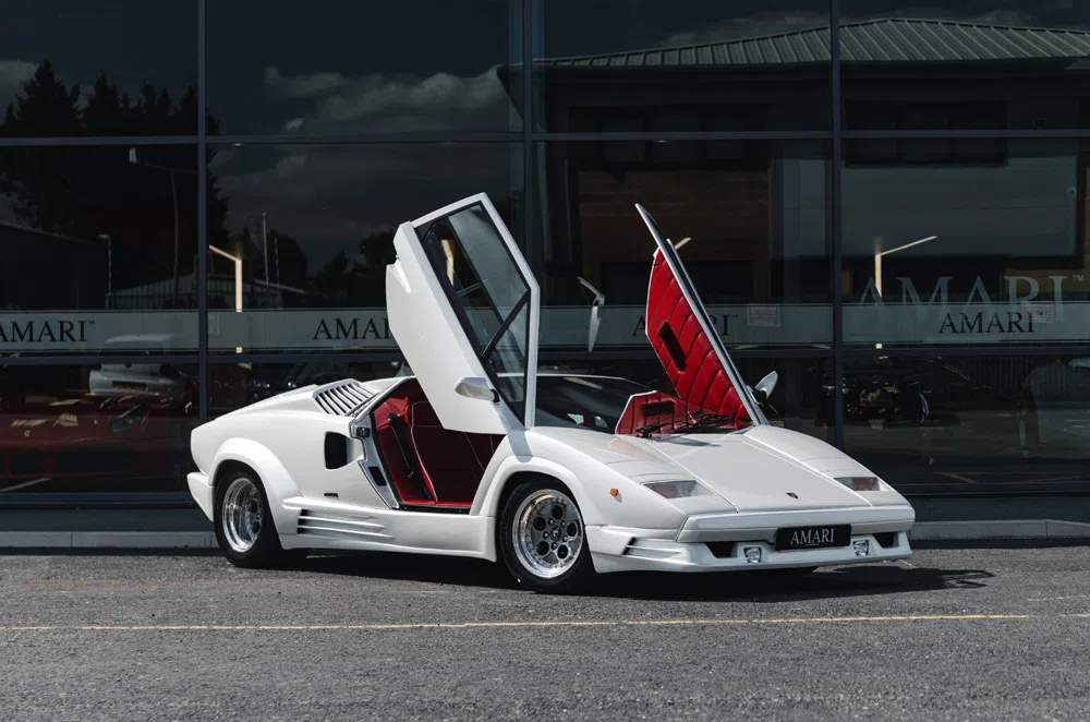 1995 LAMBORGHINI COUNTACH 25TH ANNIVERSARY